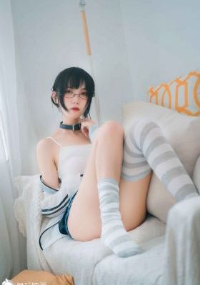 宝贝乖女h下种调教-详情超清免费观看