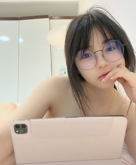 色噜噜狠狠一区二区三区四区偷拍-百度免费在线观看播放