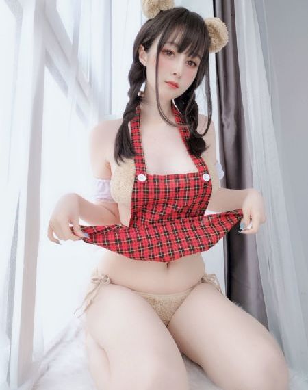精品制服丝袜一区第一页-详情介绍免费观看字幕