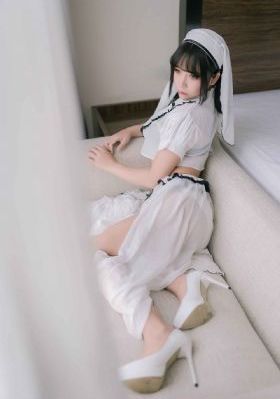 美女跪下吃J8免费视频浪潮-中文免费琪琪电影网